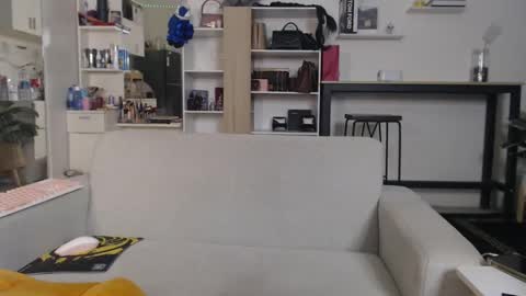 plasticgirll online show from March 8, 2:51 pm