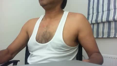 Snapshot of platino3026 chatting on September 15, 2:57 am platino3026 online show from September 15, 2:57 am