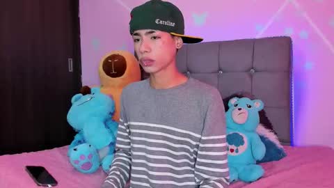 Snapshot of playboy_bunnyy chatting on September 21, 6:12 pm playboy_bunnyy online show from September 21, 6:12 pm