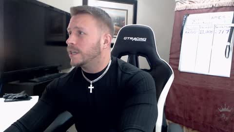 Player online show from December 5, 5:12 pm