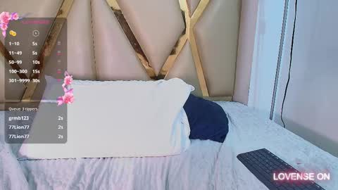 Scarlett  online show from March 6, 10:36 pm