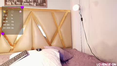 Scarlett  online show from March 11, 7:14 pm