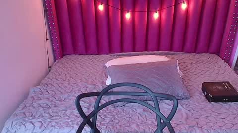 Snapshot of playfuljust_18 chatting on January 28, 12:32 pm SAMARA online show from January 28, 12:32 pm