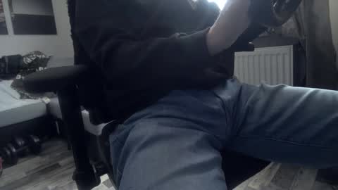 Hello ask me  . Im glad  to see you here in my room. Welcome PVT is open online show from October 12, 10:19 am