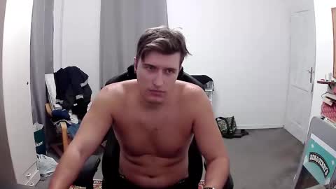 plkrisztian online show from October 2, 7:56 pm