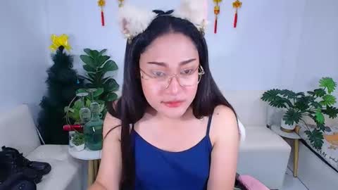 Ploysai online show from February 2, 7:59 am