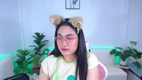 Ploysai online show from November 5, 12:45 am