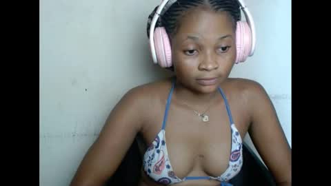 plumnjuicyx online show from February 25, 5:08 pm