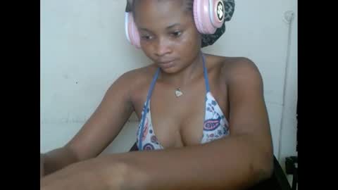 plumnjuicyx online show from February 28, 9:47 am