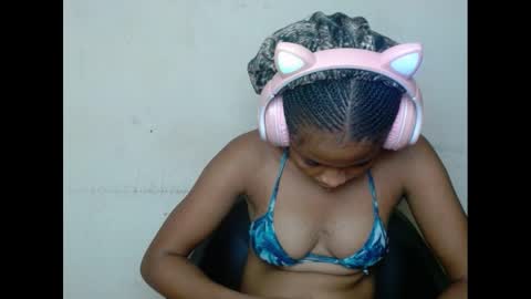 plumnjuicyx online show from February 21, 10:07 am