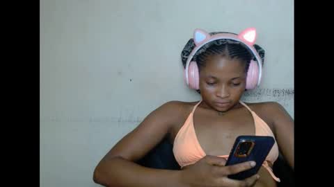 plumnjuicyx online show from February 24, 2:37 pm