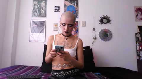    online show from September 19, 7:28 pm