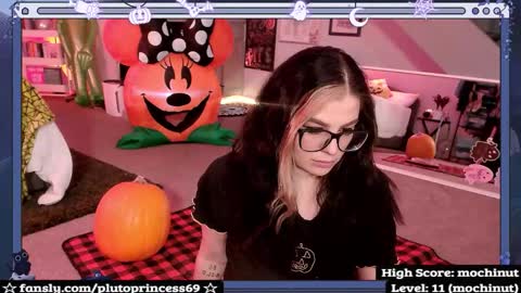 Pluto Princess online show from October 18, 5:00 am