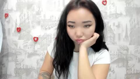 Erica online show from December 7, 2:52 pm