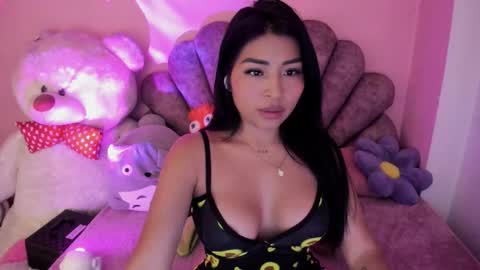 Snapshot of pocahontas_cute chatting on September 22, 2:59 am Nicole online show from September 22, 2:59 am