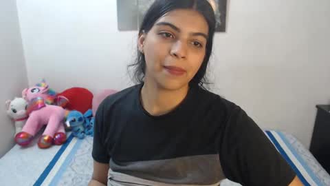 Snapshot of pocahontas_princess__ chatting on September 16, 1:57 pm Pocahontas online show from September 16, 1:57 pm