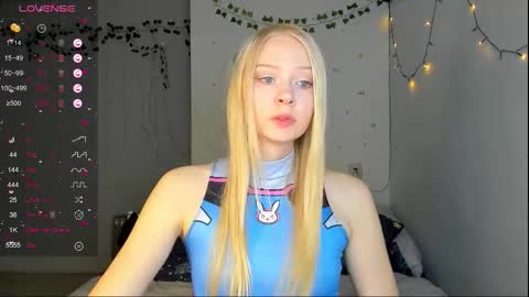 Mary online show from November 20, 10:58 am