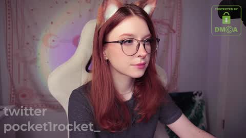 Snapshot of pocketrocket_ chatting on January 19, 12:28 am pocketrocket_ online show from January 19, 12:28 am