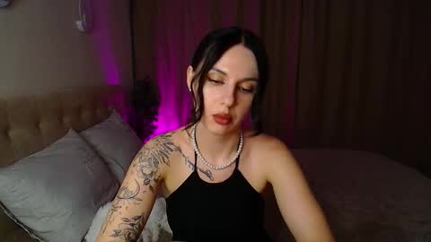 poison_inyour_mind online show from October 22, 4:19 pm