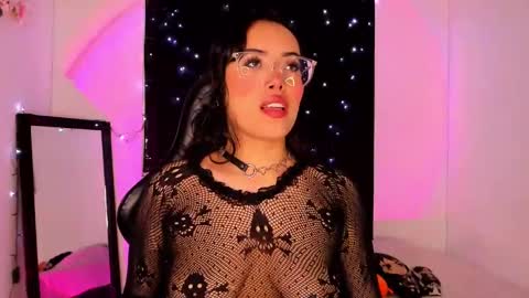 Snapshot of poison_willow chatting on January 30, 5:39 pm Willow Hours 12pm to 630pm Colombian time FRIDAY AND SUNDAY FREE DAYS online show from January 30, 5:39 pm