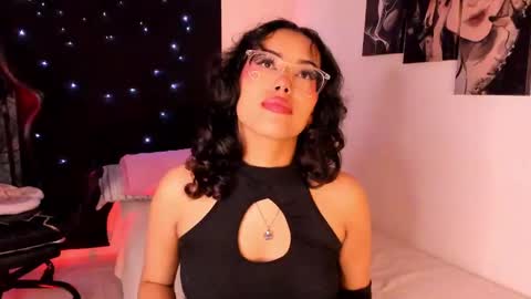 Snapshot of poison_willow chatting on February 19, 8:41 pm Willow Hours 12pm to 630pm Colombian time FRIDAY AND SUNDAY FREE DAYS online show from February 19, 8:41 pm