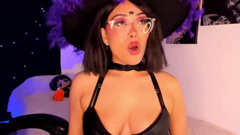 Snapshot of poison_willow chatting on January 26, 5:23 pm Willow Hours 12pm to 630pm Colombian time FRIDAY AND SUNDAY FREE DAYS online show from January 26, 5:23 pm