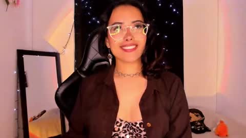 Snapshot of poison_willow chatting on January 23, 5:42 pm Willow Hours 12pm to 630pm Colombian time FRIDAY AND SUNDAY FREE DAYS online show from January 23, 5:42 pm
