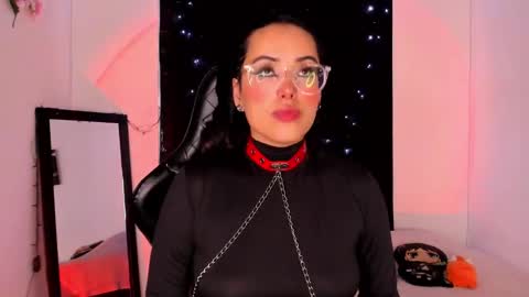 Snapshot of poison_willow chatting on February 5, 5:53 pm Willow Hours 12pm to 630pm Colombian time FRIDAY AND SUNDAY FREE DAYS online show from February 5, 5:53 pm