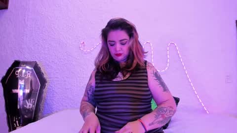 poisson_ivy_ online show from October 1, 9:02 pm