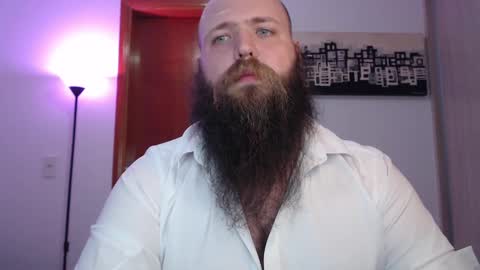 Snapshot of polar_bear91 chatting on March 5, 2:14 am Bear online show from March 5, 2:14 am