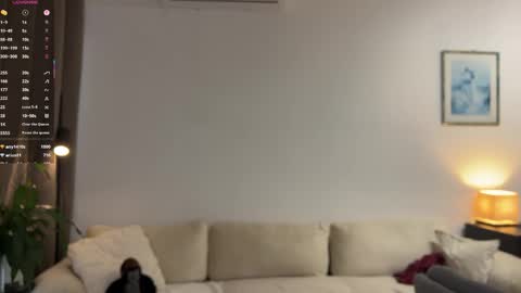 Snapshot of polinalise chatting on October 18, 9:46 am Polly Polina online show from October 18, 9:46 am