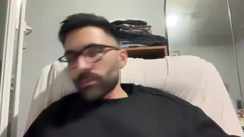 Snapshot of pollabeta chatting on November 2, 5:29 am pollabeta online show from November 2, 5:29 am