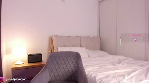 Polly online show from September 23, 4:12 pm