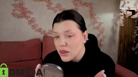 Polly online show from November 12, 2:14 am