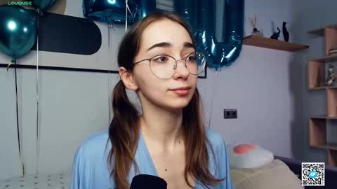 Polly online show from October 14, 8:17 am