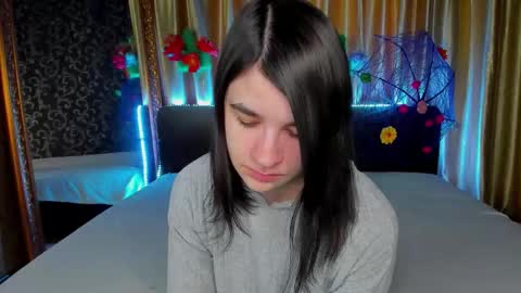 Polly online show from March 9, 7:24 am