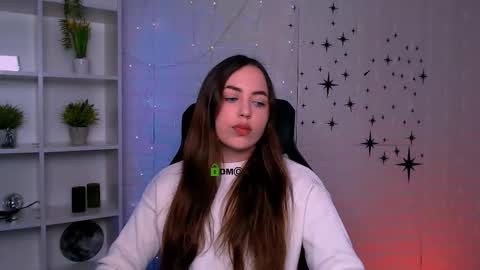 Polly online show from March 18, 12:00 pm