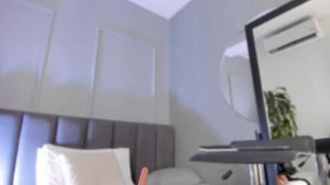 POLLY online show from September 17, 10:52 am