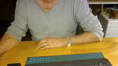 Snapshot of pomme1949 chatting on December 3, 1:06 pm pomme1949 online show from December 3, 1:06 pm