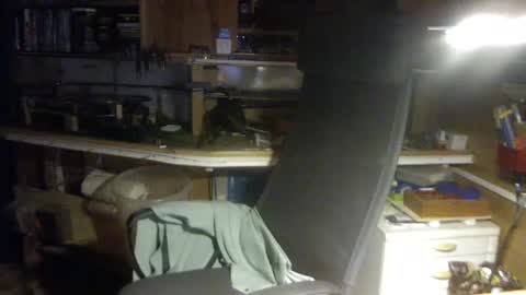 Snapshot of pomme1949 chatting on December 11, 5:47 pm pomme1949 online show from December 11, 5:47 pm