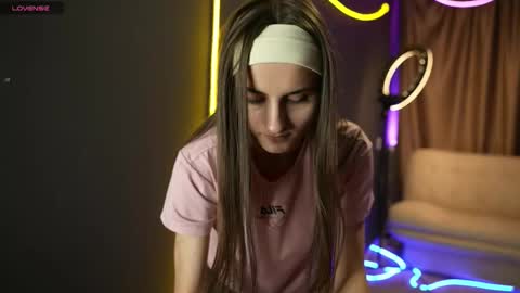 Louise  see you on December 1  at 2200 UTC3 online show from October 8, 9:48 am