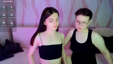 Ana and Tati online show from September 27, 10:29 pm