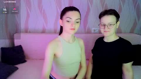 Ana and Tati online show from October 10, 10:58 pm