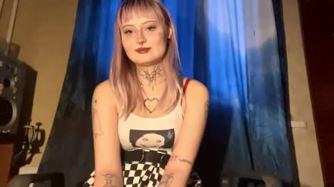 Sia online show from April 24, 1:57 pm