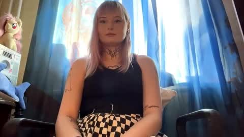 Sia online show from April 26, 10:46 am