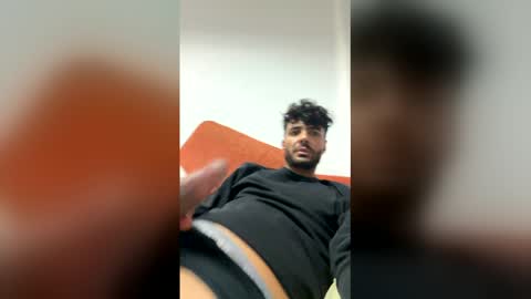 portugues_malvadao2 online show from April 11, 3:00 am