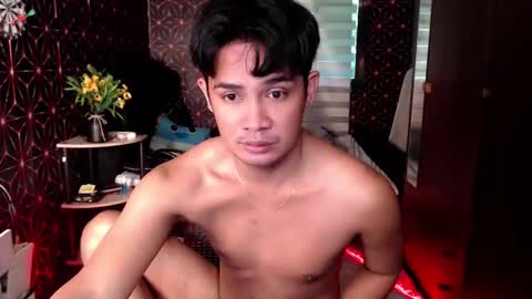 Snapshot of posiedon_cums chatting on September 12, 5:42 am VEeeAsian online show from September 12, 5:42 am