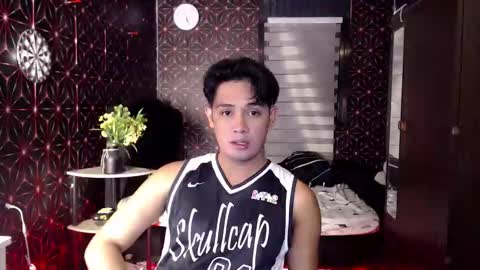 Snapshot of posiedon_cums chatting on October 4, 9:29 am VEeeAsian online show from October 4, 9:29 am