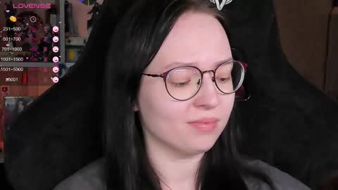 Robyn online show from March 23, 5:29 pm