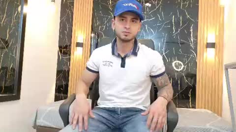   online show from July 6, 3:36 am